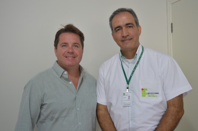 O secretário de Turismo Beto Puttini e  Coordenador do Curso de Gestão em Turismo, Vitor Marques,