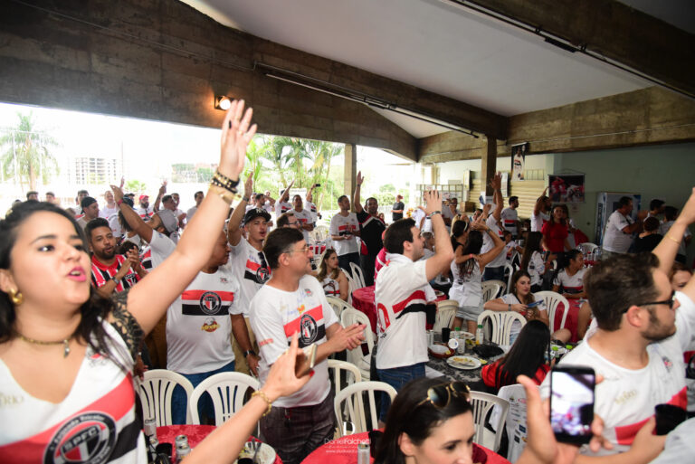 Feijoada Tricolor  – Evento beneficente contará com a presença de campeões pelo São Paulo