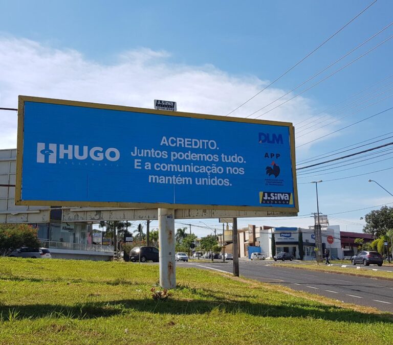 Mais de 100 placas, em diversos pontos de Rio Preto, veiculam mensagem positiva