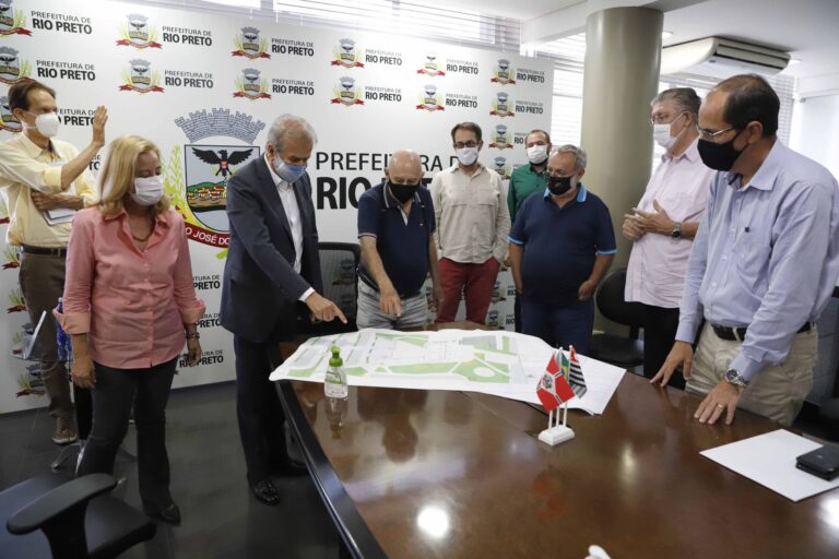 Assinatura da ordem de serviço da reforma, ampliação e readequação do Teatro Municipal Humberto Sinibaldi Neto