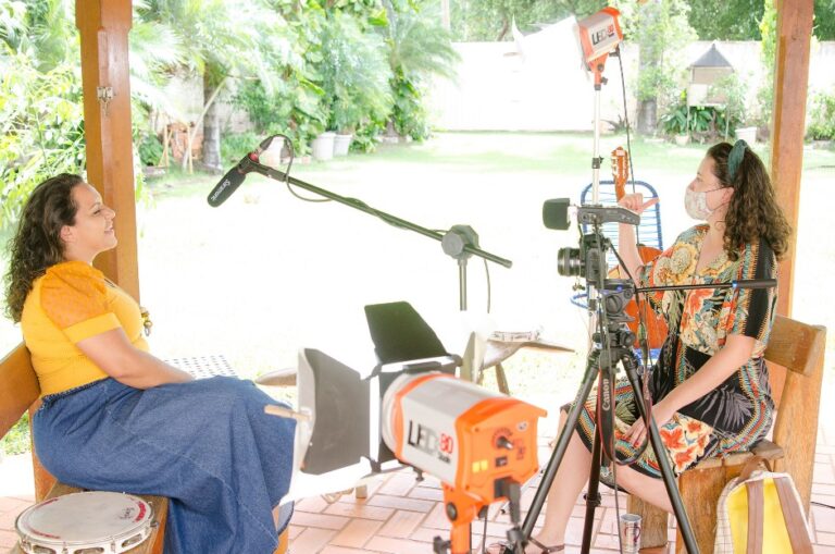 Elisangela Ribeiro e Carolina Capelli - Bastidores documentário dElas - foto milena aurea (1)