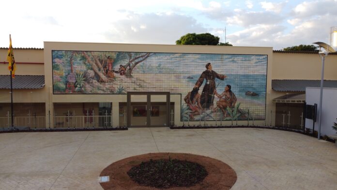 Painel de Azulejos da escola Santo Seno em Olímpia é recuperado e aberto para visitação