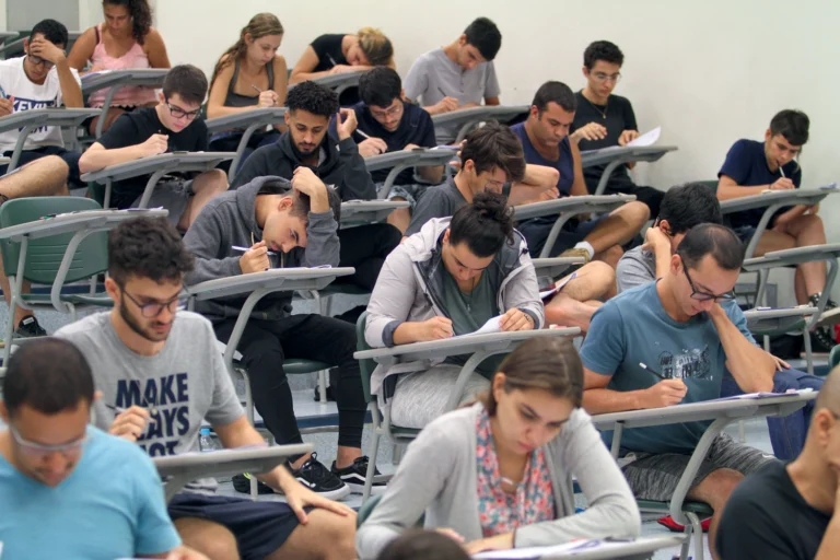Polo da Univesp de Rio Preto abre 300 vagas de graduação gratuitas neste ano