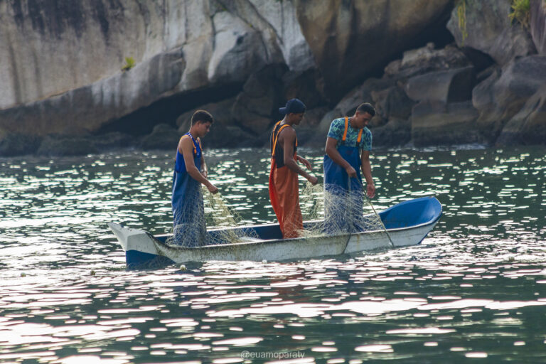 Sandi Hotel aposta em Fazenda Marinha para cultivo de vieiras em Paraty