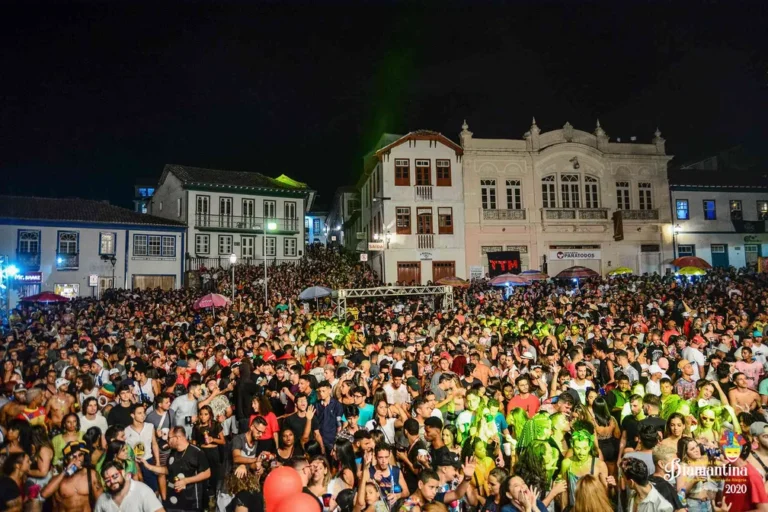 <strong>Diamantina retoma as tradições do carnaval na cidade</strong>