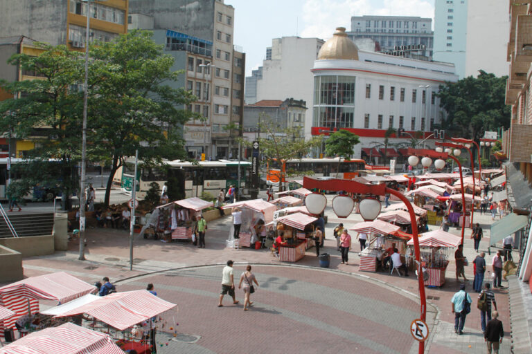 Feira da Liberdade é polo gastronômico e cultural