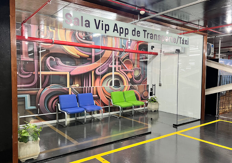 Plaza inaugura Sala VIP gratuita para aplicativos de transporte e táxis