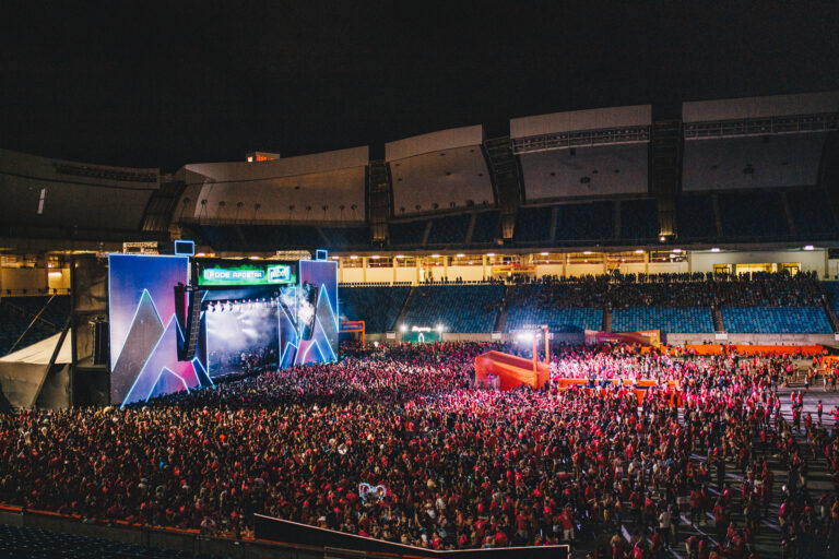 Carnatal anuncia Anitta, Ivete Sangalo, Bell Marques, Claudia Leitte, Wesley Safadão e Léo Santana