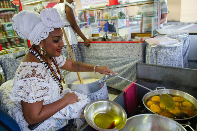 Bahia atrai 2 milhões de visitantes por ano
