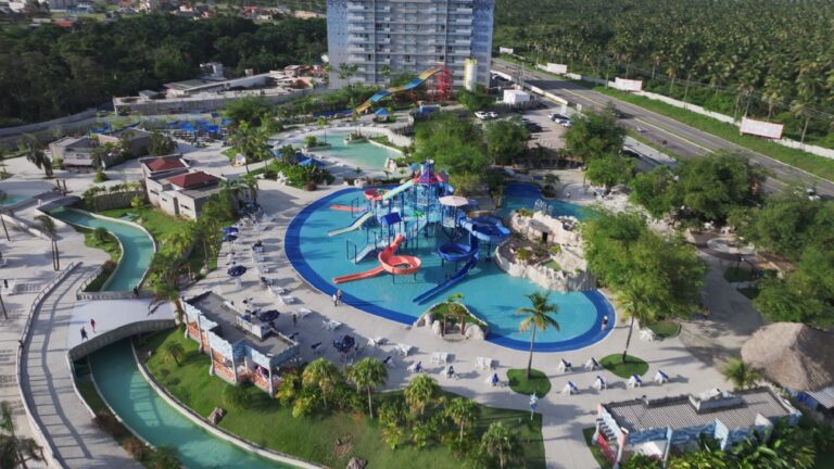 Aqualand leva encantamento do País das Maravilhas para Salinópolis (PA)