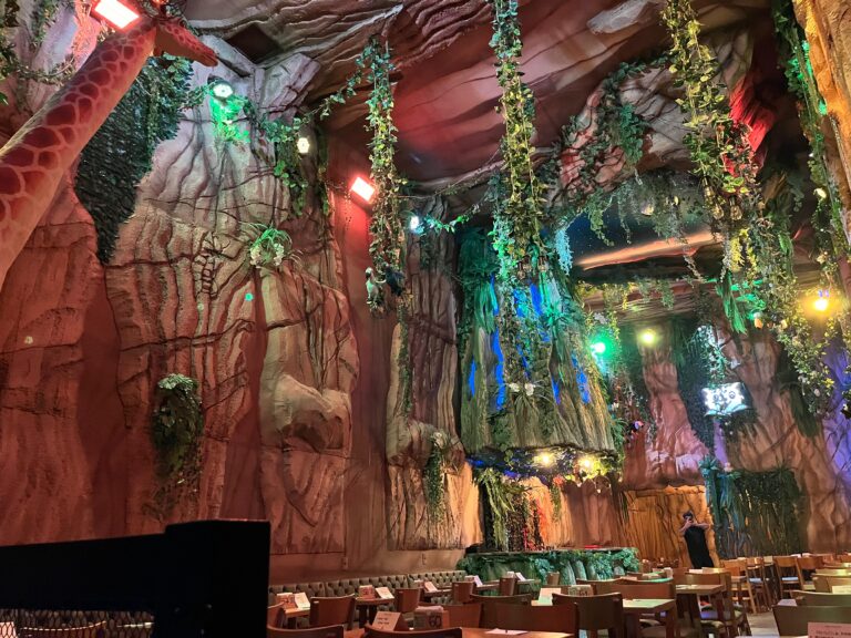 BB Onça inaugura ‘Gruta Encantada’