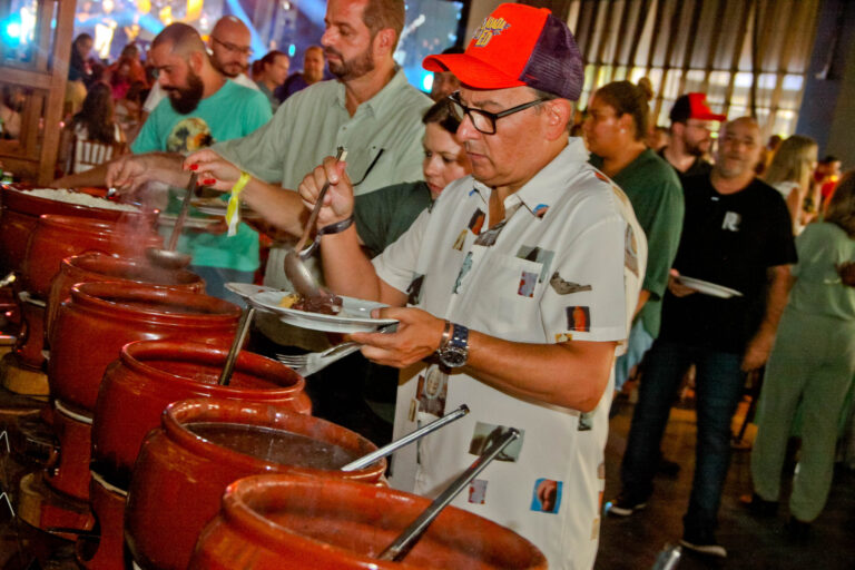 Feijoada do Ed chega à 6ª edição com Alexandre Pires