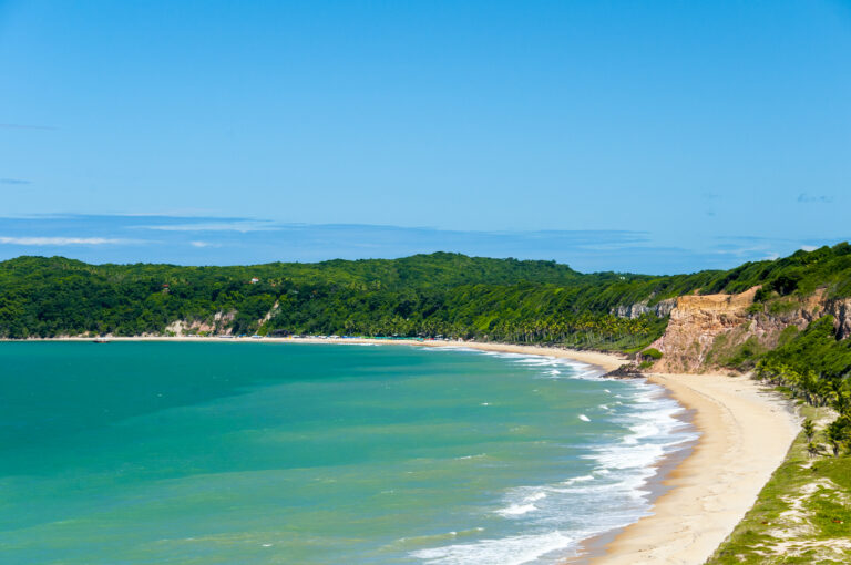 6 razões para conhecer Tibau do Sul (RN)