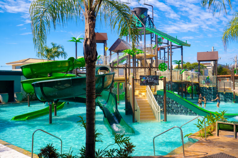 Arte da Natureza inaugura parque aquático